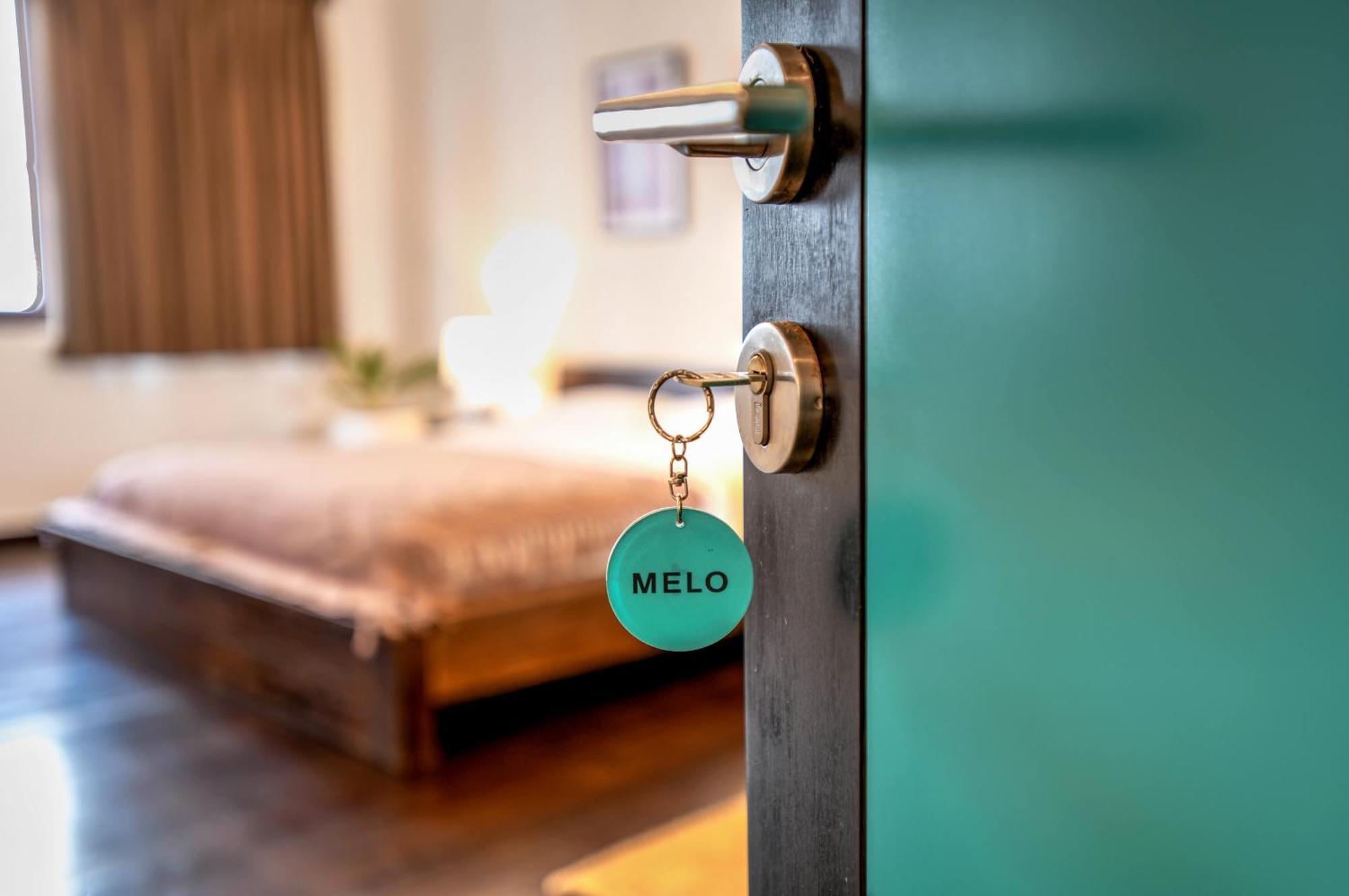 Melo Suites Hotel Семиньяк Экстерьер фото